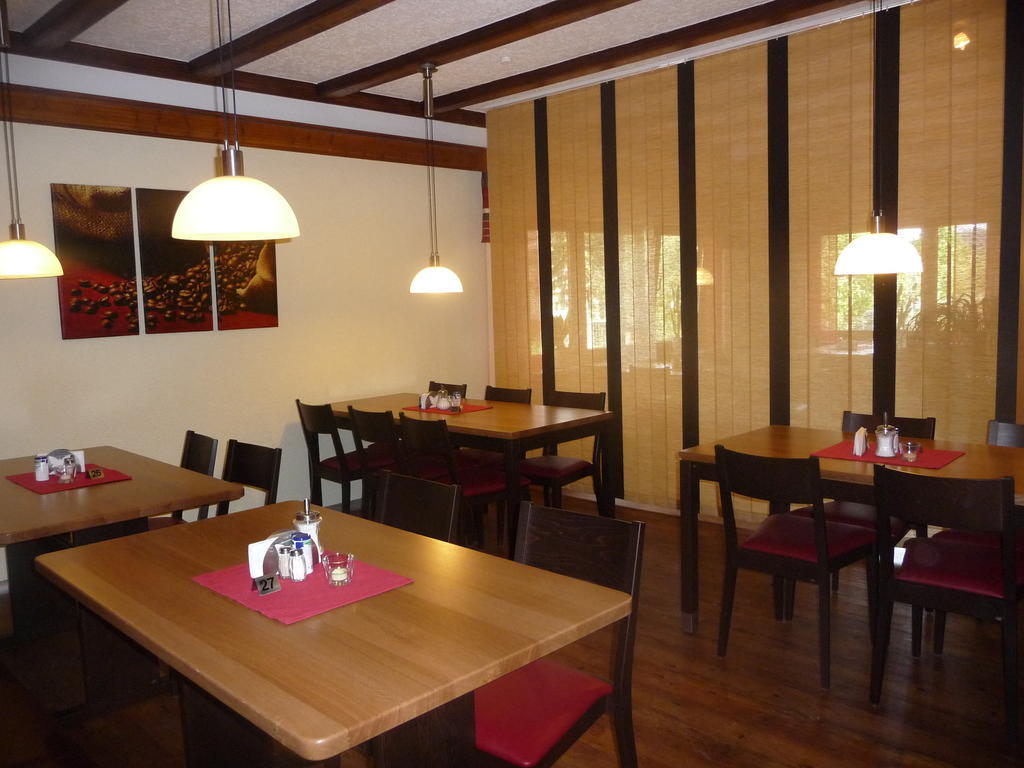 Saaletal Pension & Ferienwohnungen Bad Bocklet Ngoại thất bức ảnh